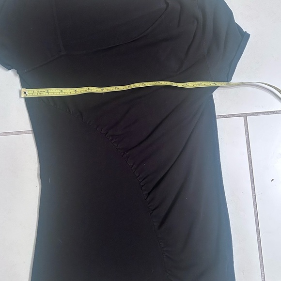 Woman’s small black of the shoulder top - Picture 5 of 6